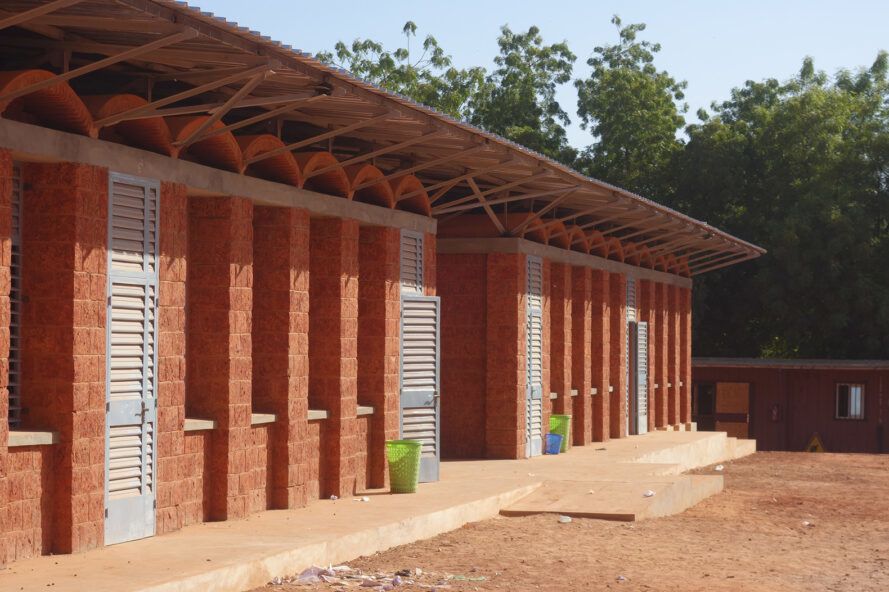 What Is A Passive Building And What Are Its Benefits?